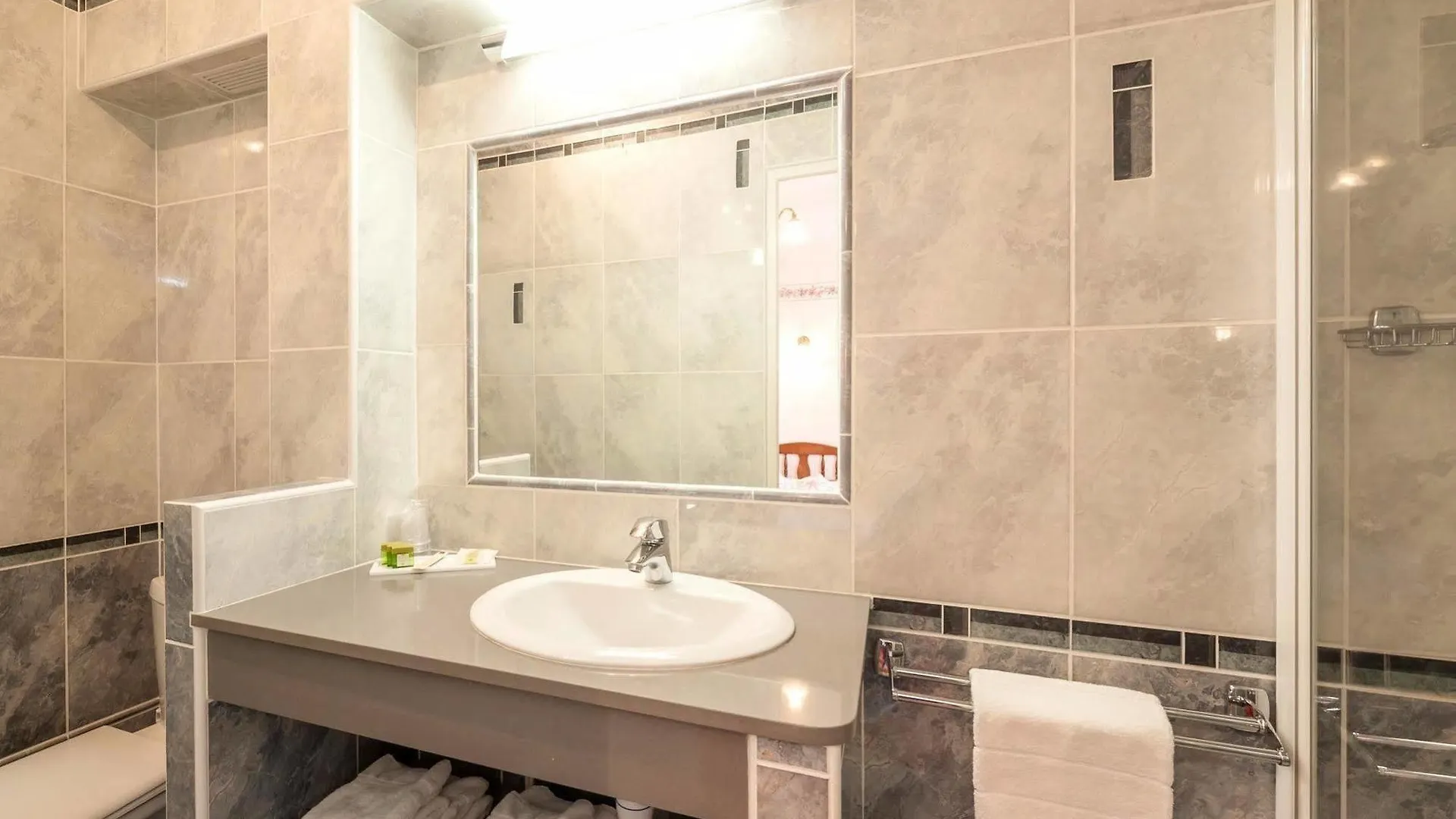 Logis Grand Hotel Bain Comps-sur-Artuby